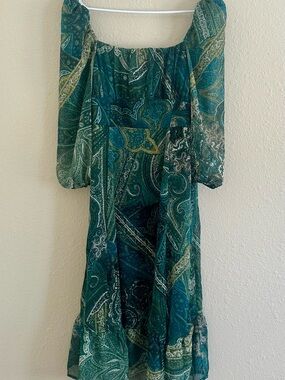 Stunning Maggy London dress like new size 10!